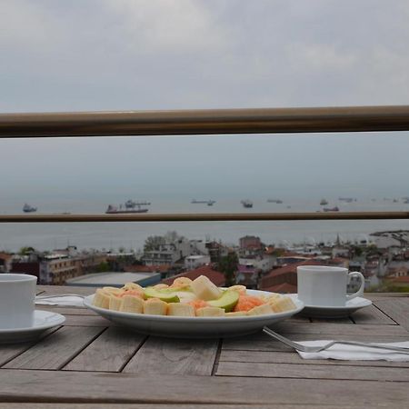 The Reina Hotel Istanbul Bagian luar foto