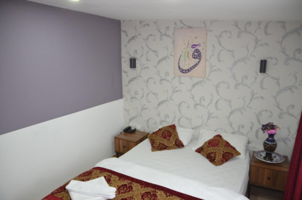 The Reina Hotel Istanbul Bagian luar foto