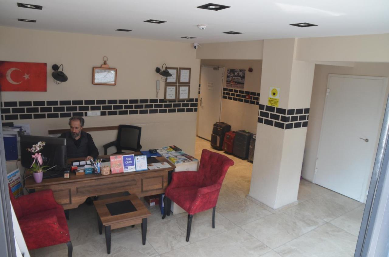 The Reina Hotel Istanbul Bagian luar foto